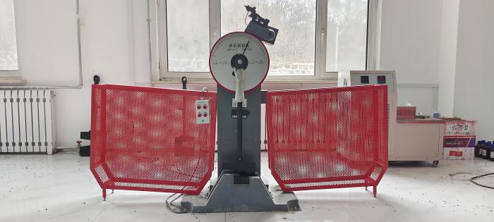 ISO148,EN10045,ASTM E23金屬材料衝擊試驗機